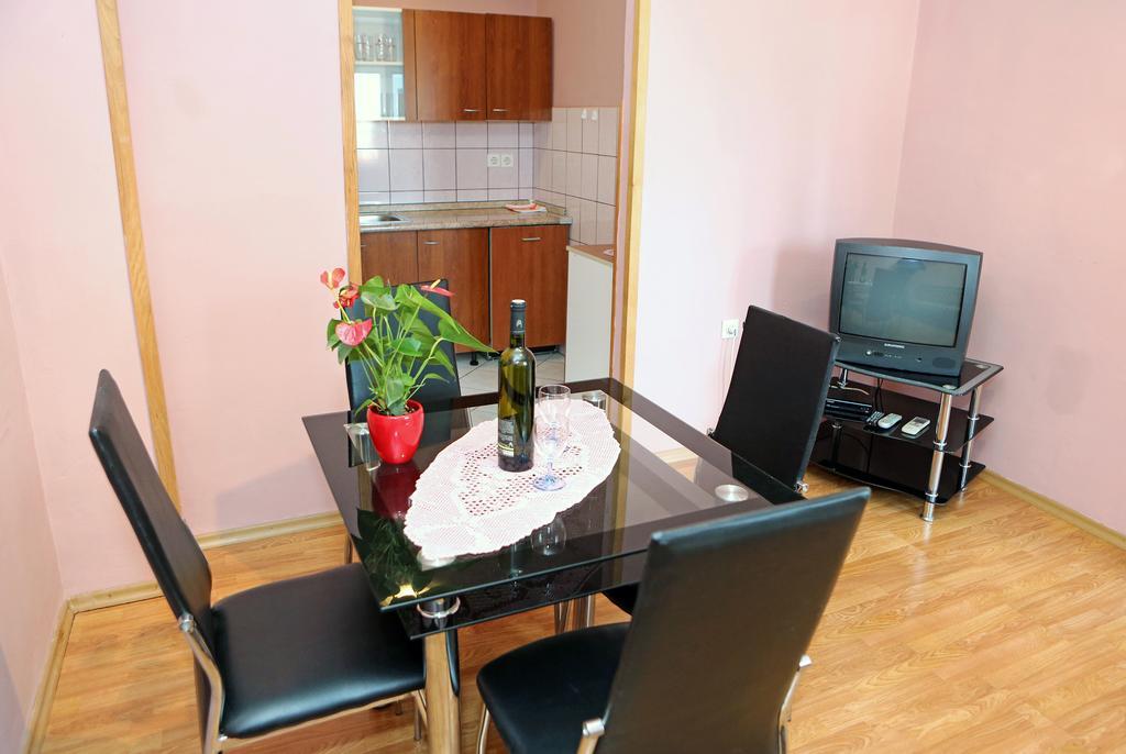 Apartment Ana Banana ザダル エクステリア 写真