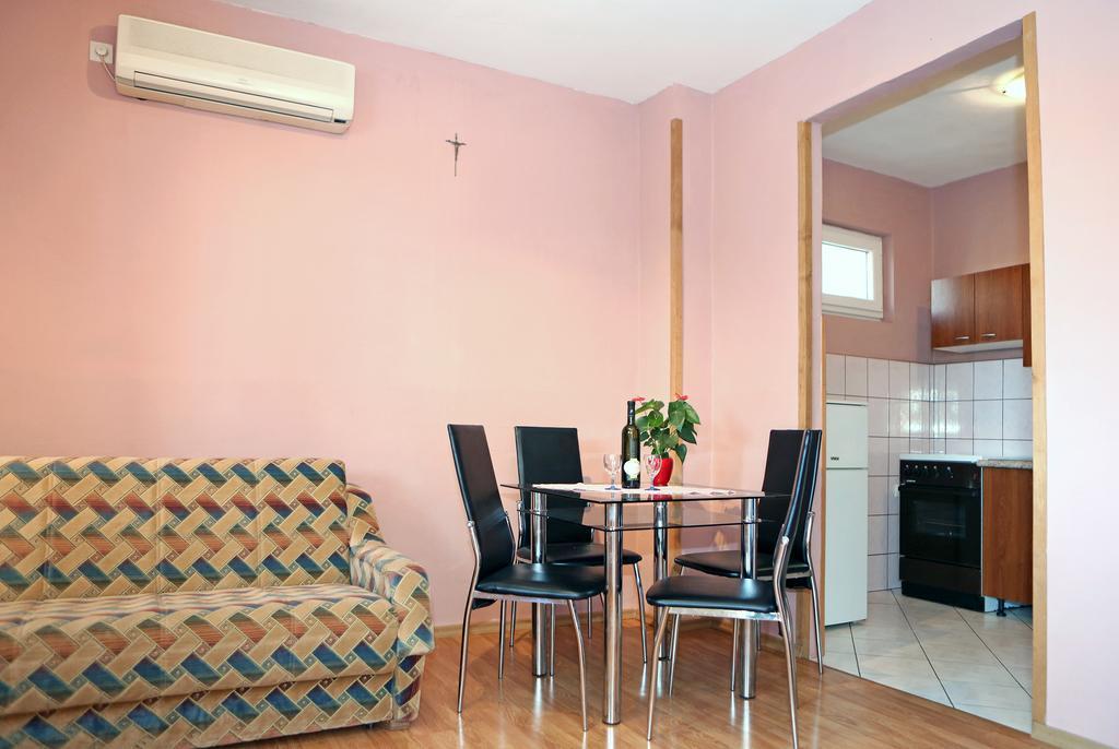 Apartment Ana Banana ザダル エクステリア 写真